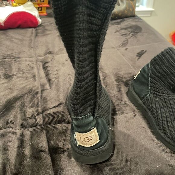 Ugg black sweater boots size 6 - Picture 2 of 5